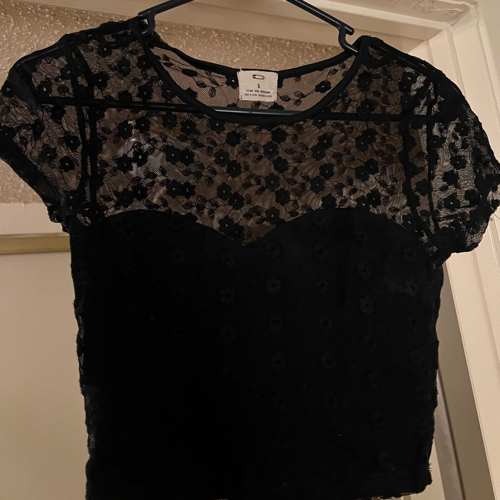 Cute crop top from urban outfitters